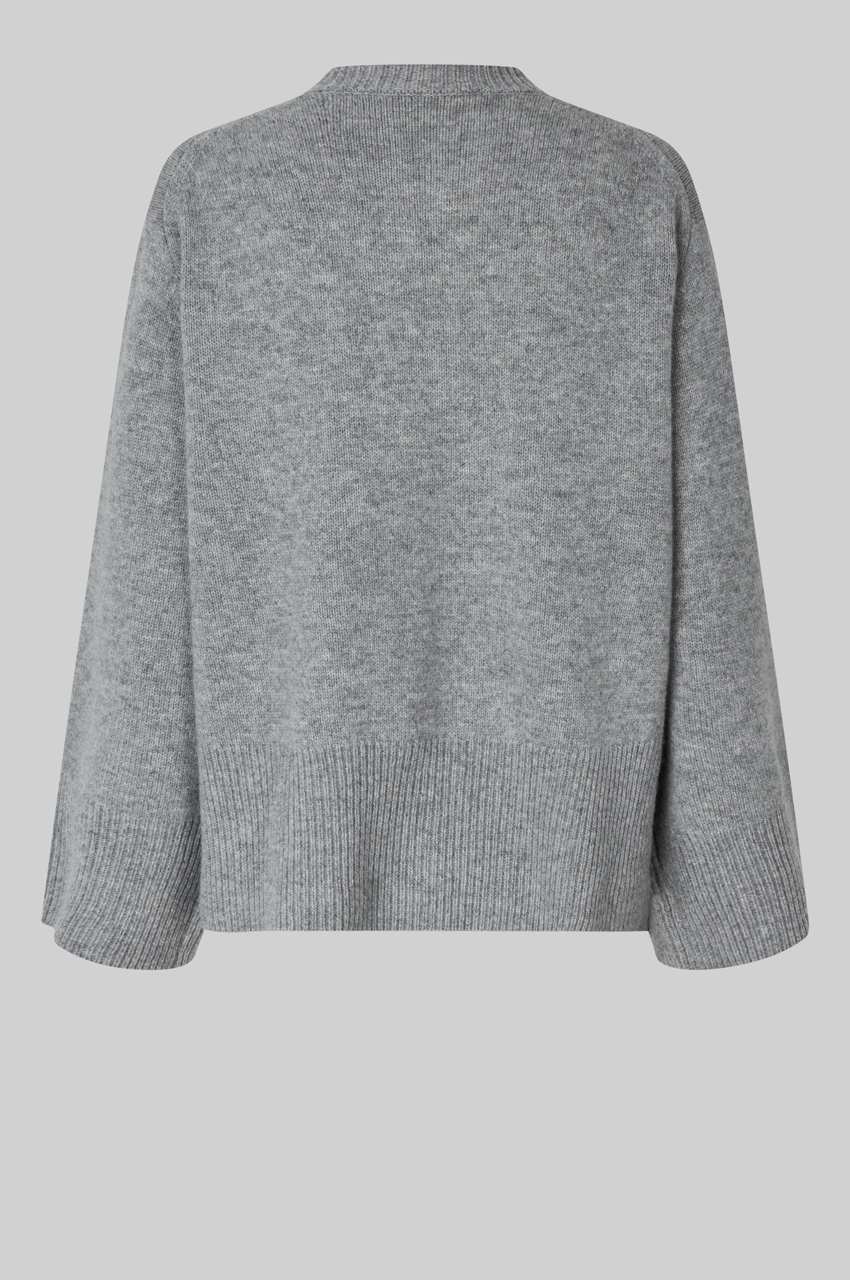 Alpha Knit O-Neck - Image 8