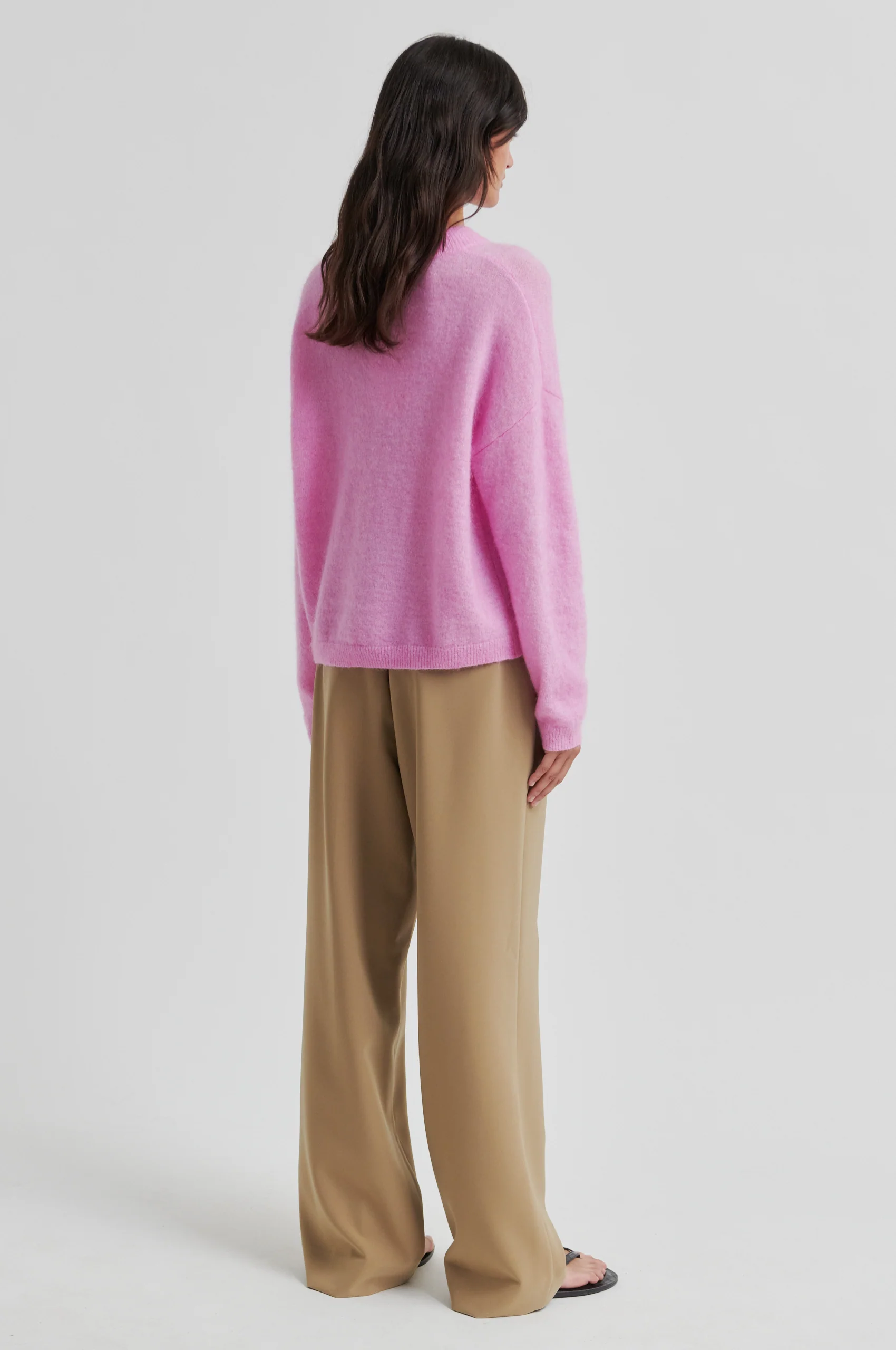 Bruuk Knit O-Neck - Image 5
