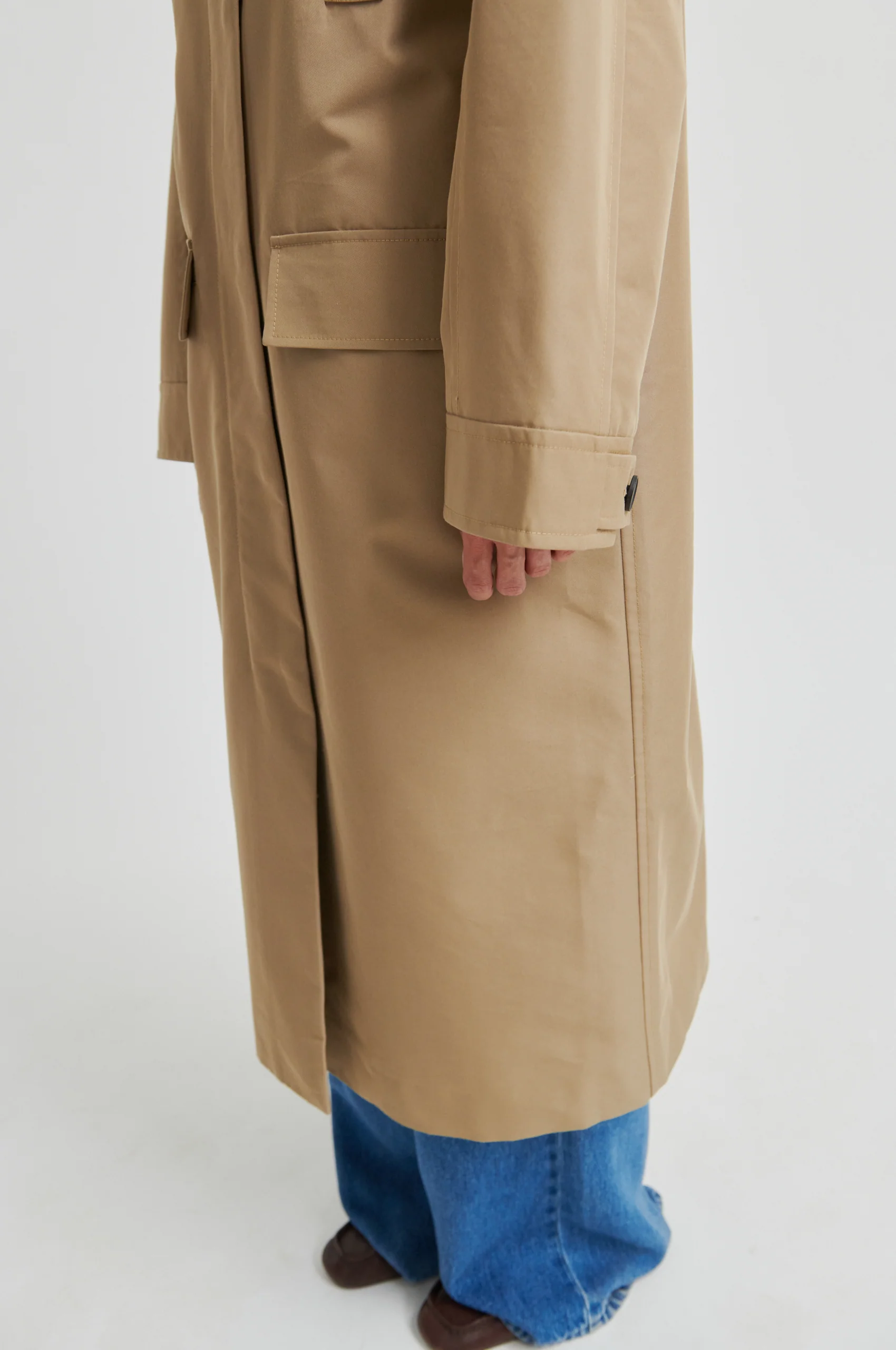 Effye Coat - Image 4