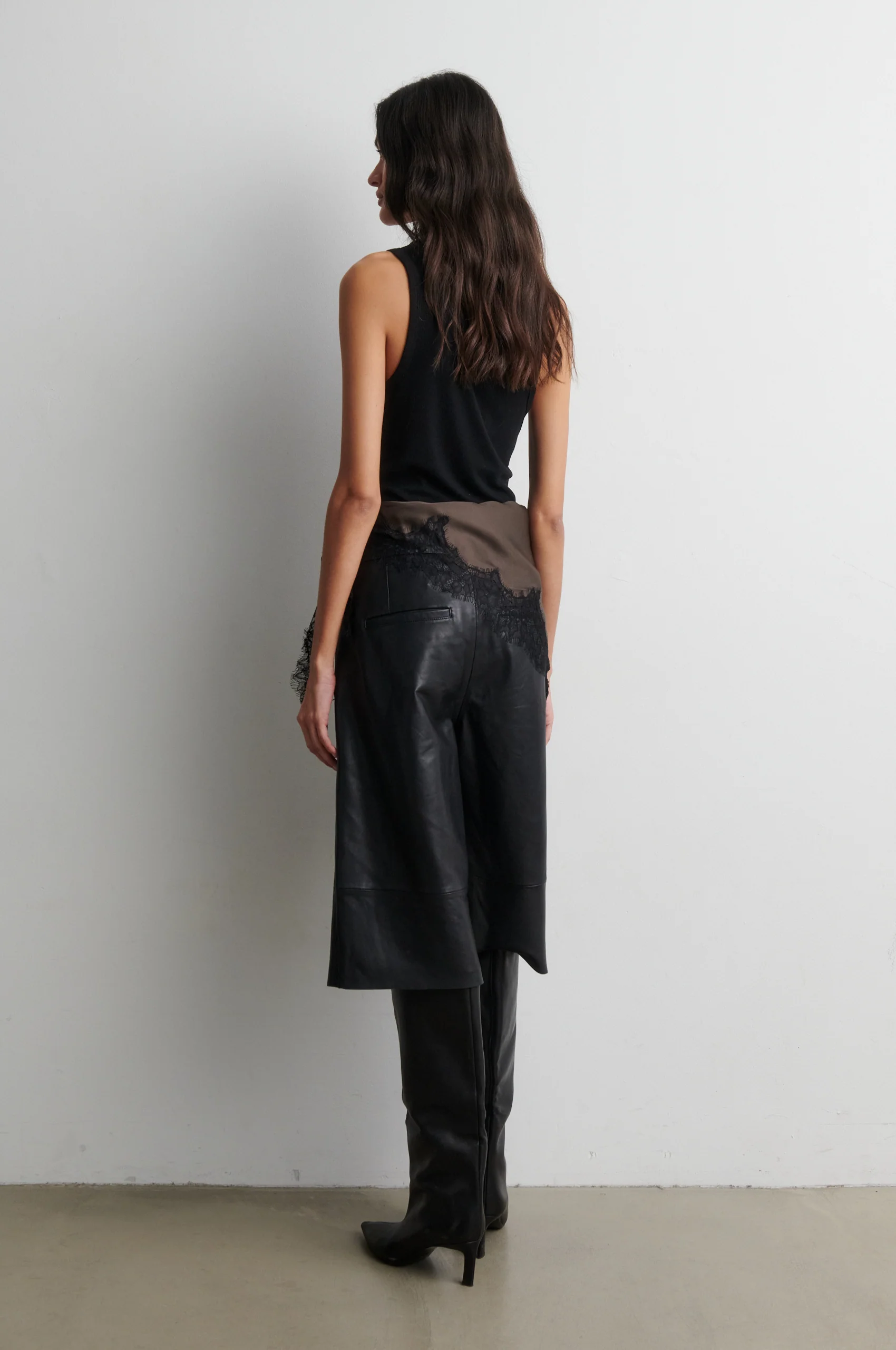Lacia Contrast Hip Scarf - Image 3