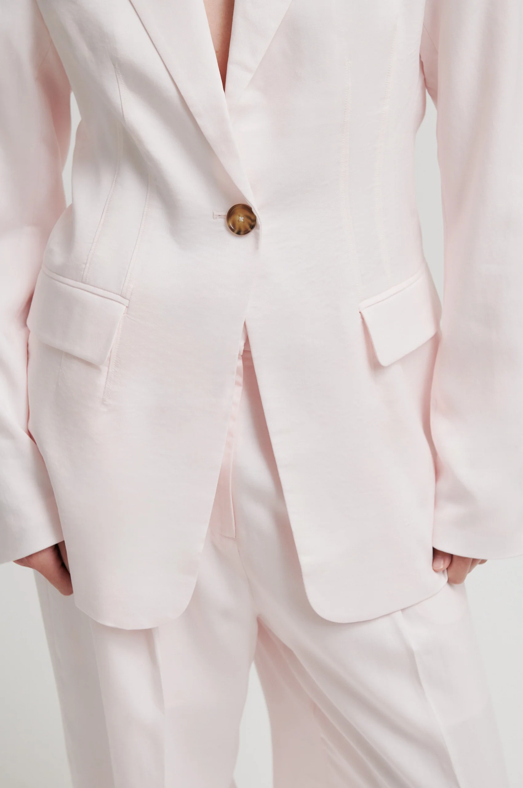 Refined Fitted Blazer - Image 2