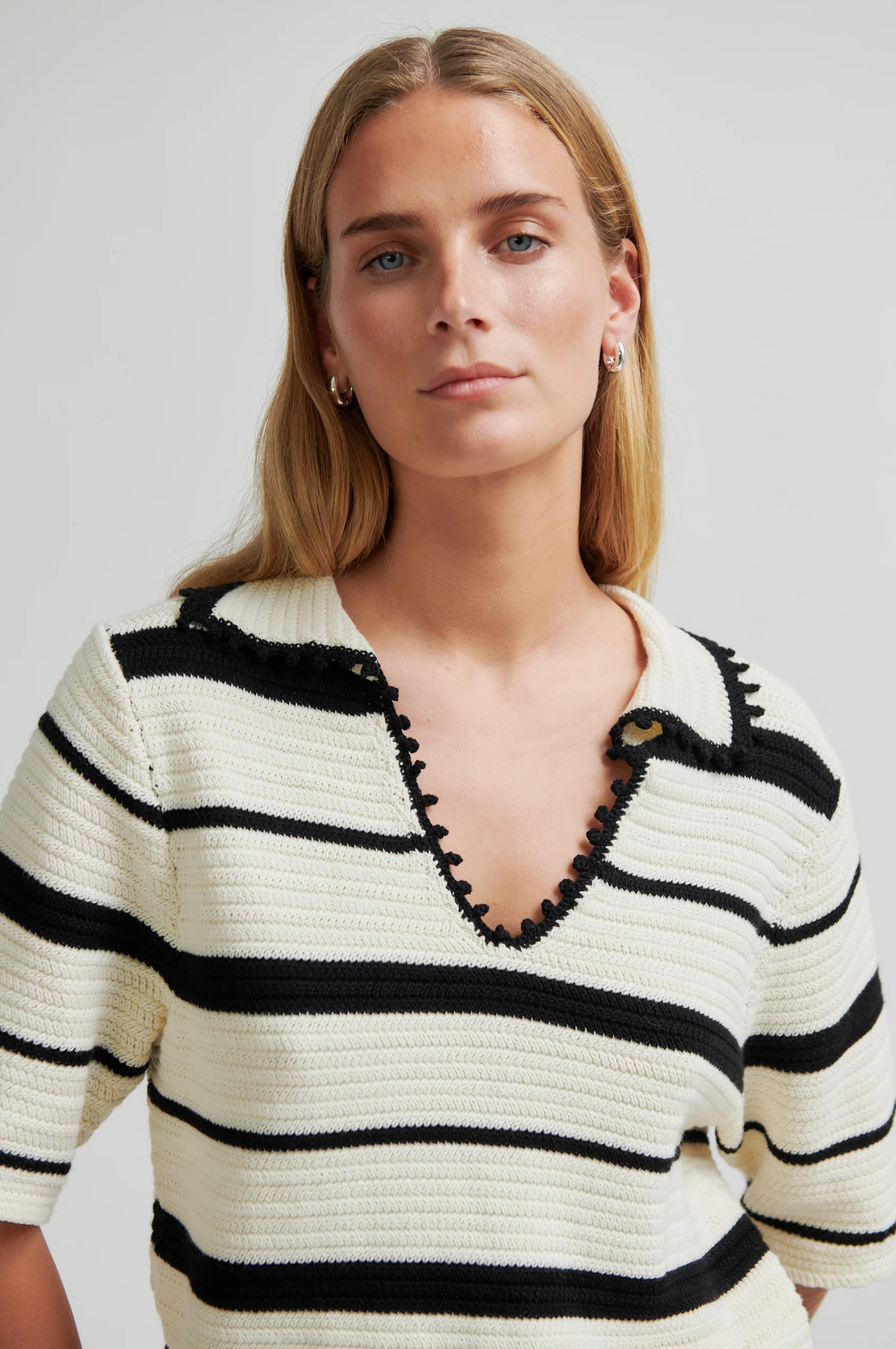 Susi Knit Collar - Image 4